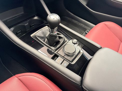 New 2026 MAZDA MAZDA3 2.5 S Hatchback w/ Premium Pkg image 28