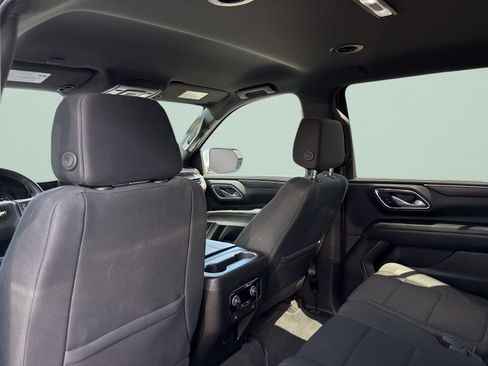 Used 2023 Chevrolet Suburban LS w/ Max Trailering Package AWD/4WD image 18