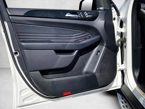 Certified 2019 Mercedes-Benz GLE 43 AMG 4MATIC Coupe image 18