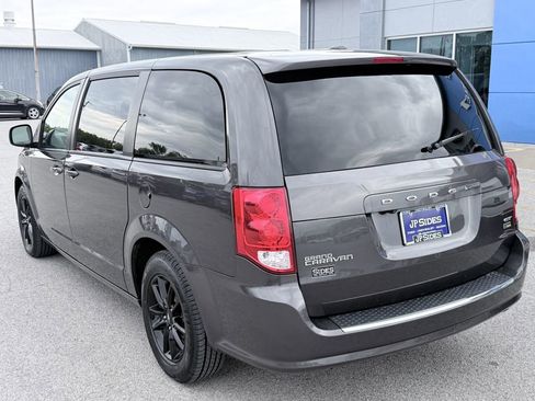 Used 2019 Dodge Grand Caravan GT FWD image 4