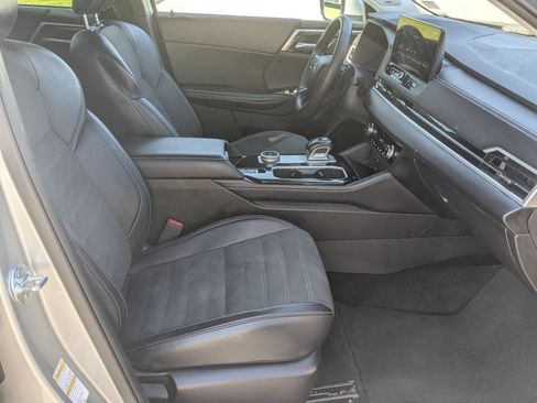 Used 2025 Mitsubishi Outlander SE AWD/4WD image 39