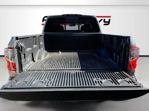 Used 2023 Nissan Titan SV w/ Accessory Utility Package AWD/4WD image 23