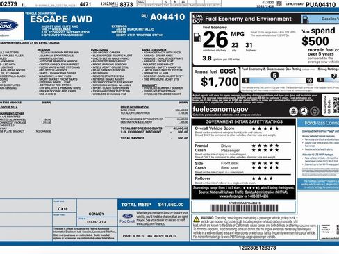 Used 2023 Ford Escape ST-Line Elite w/ Premium Technology Package image 2