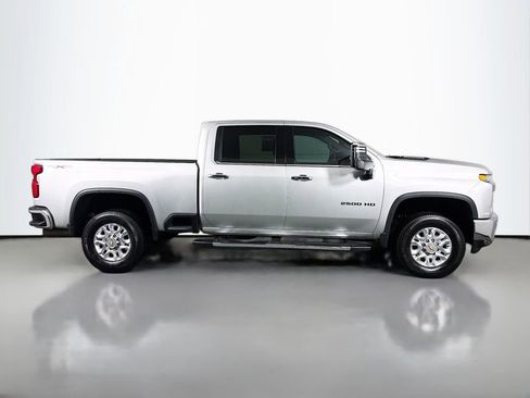 Certified 2022 Chevrolet Silverado 2500 LTZ w/ LTZ Plus Package image 8