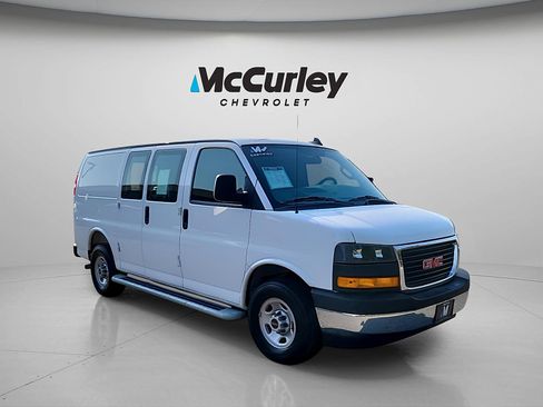Used 2025 GMC Savana 2500 w/ Driver Convenience Package RWD image 1
