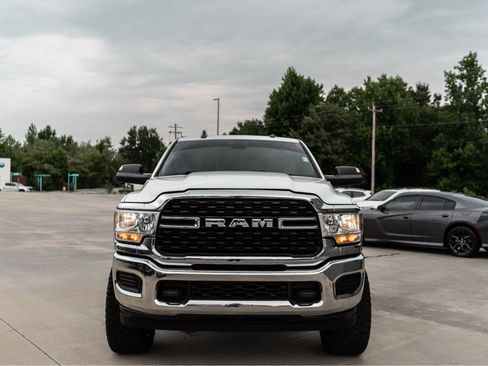 Used 2022 RAM 2500 Big Horn AWD/4WD image 2