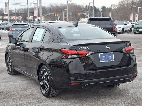 Used 2023 Nissan Versa SR w/ Trunk Package image 4