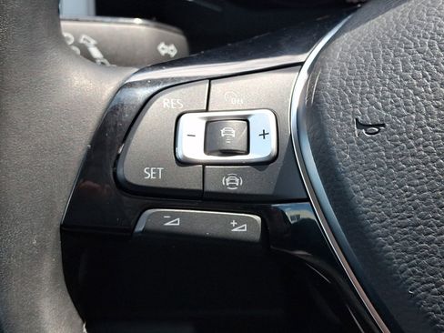 Used 2019 Volkswagen Atlas SEL R-Line image 24