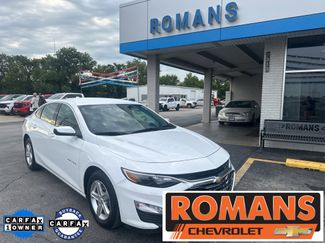 Used 2024 Chevrolet Malibu LT image 1