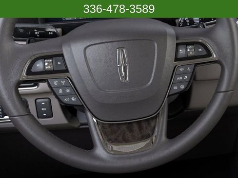 New 2024 Lincoln Navigator L Reserve image 12