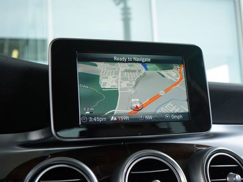 Used 2017 Mercedes-Benz GLC 300 image 18