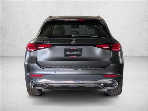 New 2026 Mercedes-Benz GLC 300 image 8