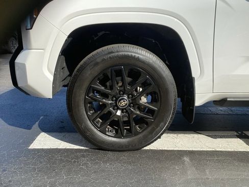 Used 2025 Toyota Tundra SR w/ SR Tow Package image 10