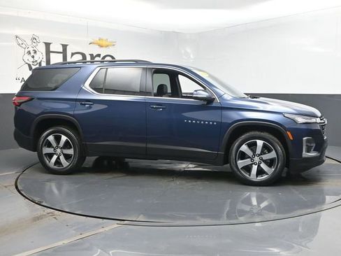 Used 2023 Chevrolet Traverse LT w/ LT Premium Package image 1