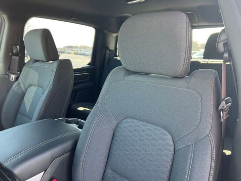 New 2026 RAM 1500 4x4 Crew Cab image 13