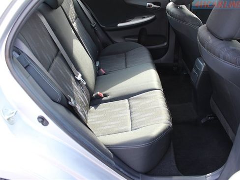 Used 2013 Toyota Corolla S w/ Premium Pkg FWD image 33