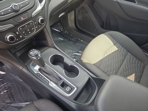 Used 2020 Chevrolet Equinox LT AWD/4WD image 26