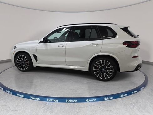 Used 2024 BMW X5 xDrive50e w/ Executive Package AWD/4WD image 8