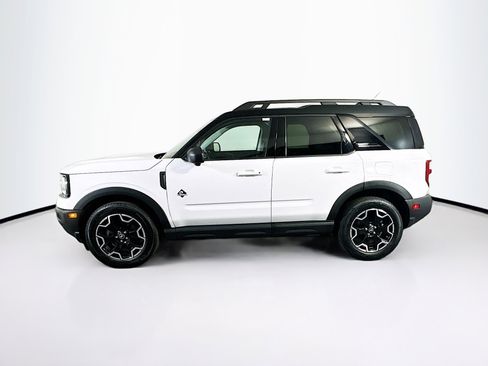 Used 2025 Ford Bronco Sport Outer Banks w/ Outer Banks Tech Package+ AWD/4WD image 4