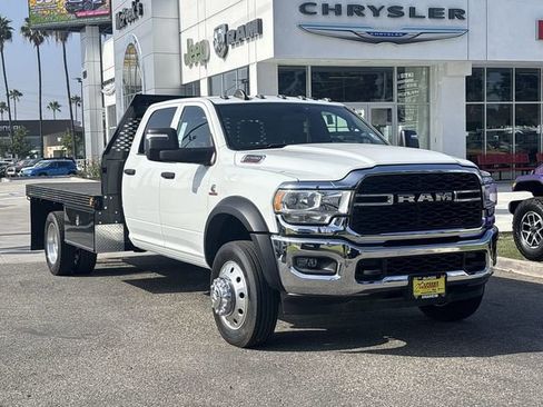 New 2024 RAM 5500 Tradesman w/ Chrome Appearance Group AWD/4WD image 10