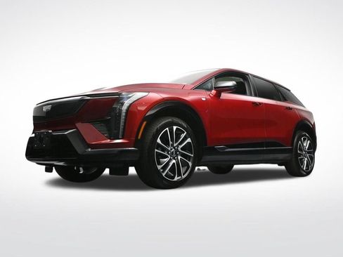 Certified 2025 Cadillac Optiq Sport 1 AWD/4WD image 24