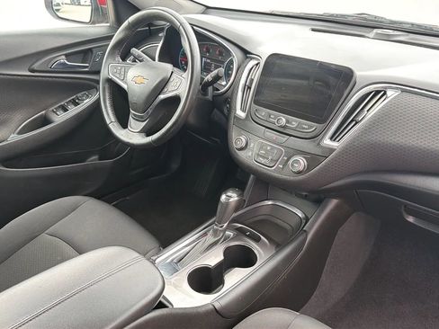 Used 2017 Chevrolet Malibu LT FWD image 75