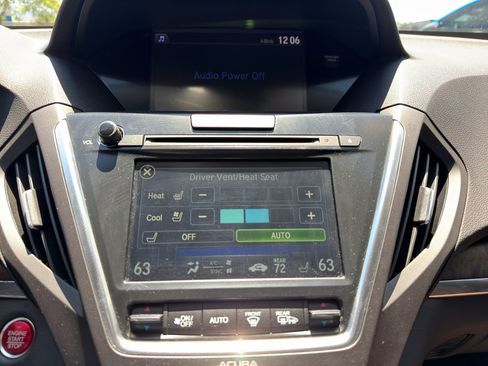 Used 2017 Acura MDX SH-AWD w/ Advance Package image 13