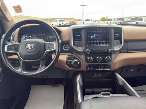Used 2020 RAM 1500 Big Horn AWD/4WD image 13