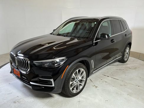 Used 2022 BMW X5 xDrive40i AWD/4WD image 3
