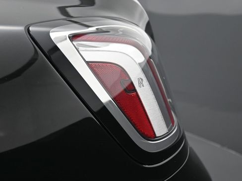Used 2025 Rolls-Royce Ghost image 15