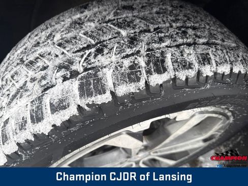 Used 2020 GMC Terrain SLT image 36