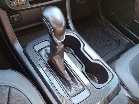 Used 2022 Chevrolet Colorado Z71 image 16