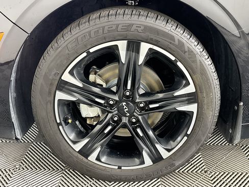 Used 2022 Kia K5 GT-Line FWD image 36