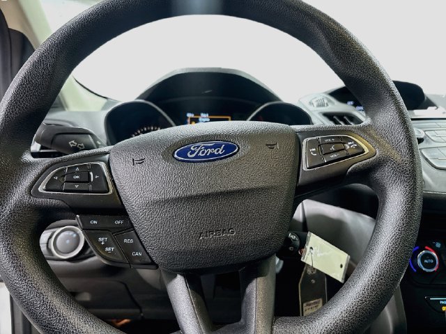 Used 2017 Ford Escape SE FWD image 12