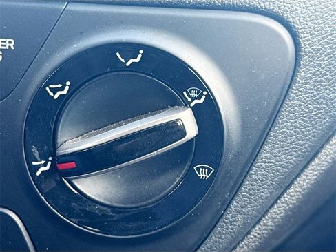 Used 2022 Hyundai Accent SE image 22