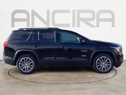 Used 2018 GMC Acadia SLT image 13