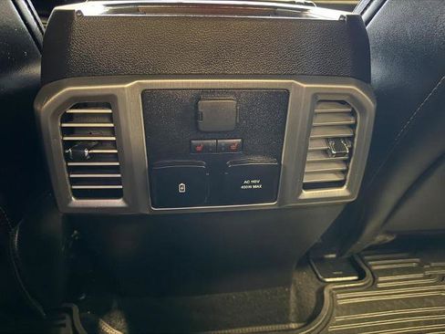 Certified 2018 Ford F150 Platinum w/ Equipment Group 701A Luxury image 27