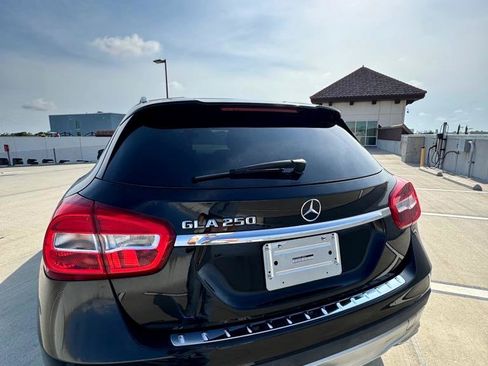 Used 2015 Mercedes-Benz GLA 250 image 9