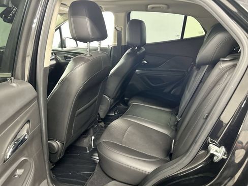 Used 2018 Buick Encore Preferred AWD/4WD image 19