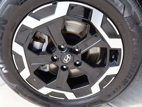 Used 2026 Hyundai Santa Fe SEL FWD image 42