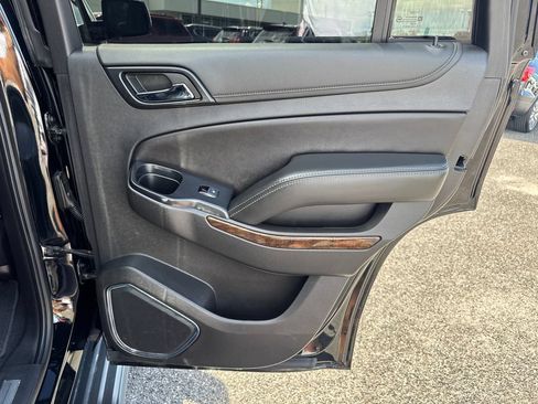 Used 2020 Chevrolet Tahoe LT AWD/4WD image 16