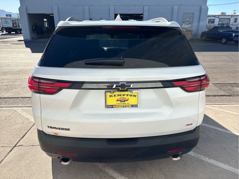 Used 2023 Chevrolet Traverse RS image 5