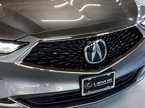 Used 2023 Acura MDX SH-AWD w/ Technology Package image 33