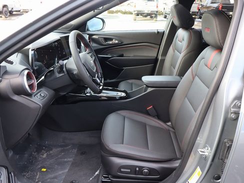 New 2026 Chevrolet Trax RS image 4