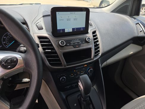 Used 2022 Ford Transit Connect XLT FWD image 22