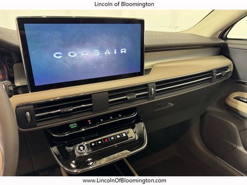 Used 2024 Lincoln Corsair AWD w/ Equipment Group 101A image 30