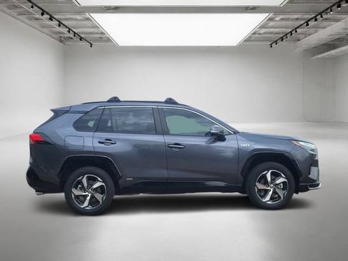 Used 2023 Toyota RAV4 SE w/ Weather & Moonroof Package AWD/4WD image 7