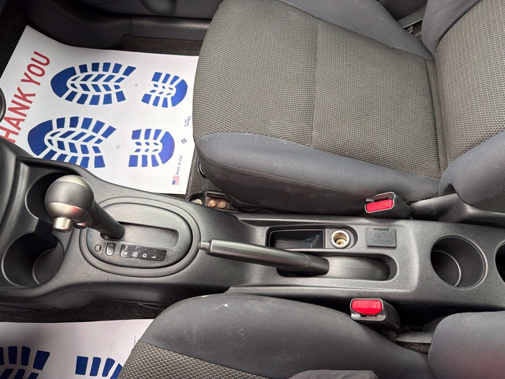 Used 2012 Nissan Versa FWD image 30