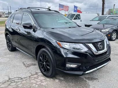 Used 2018 Nissan Rogue SV w/ Premium Package