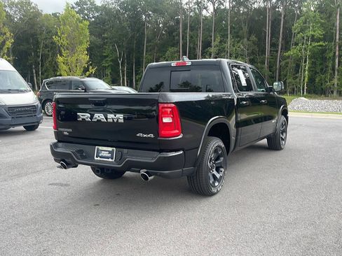 Used 2025 RAM 1500 Big Horn AWD/4WD image 7